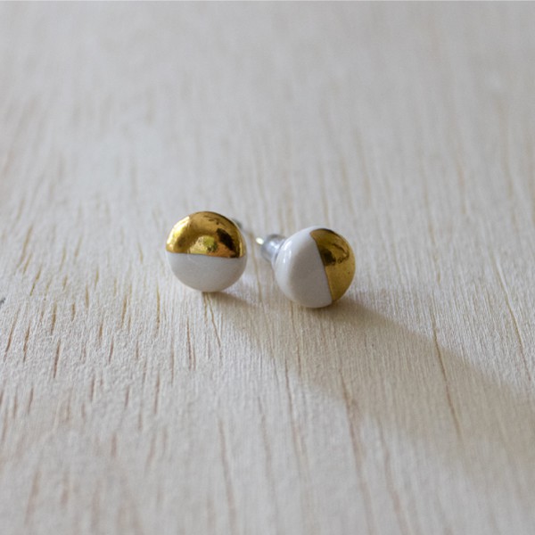 White and Gold Stud Earrings, Circle - Venture Imports